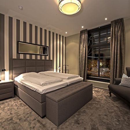 Hotel-Restaurant Unicum Elzenhagen Poeldijk Dış mekan fotoğraf