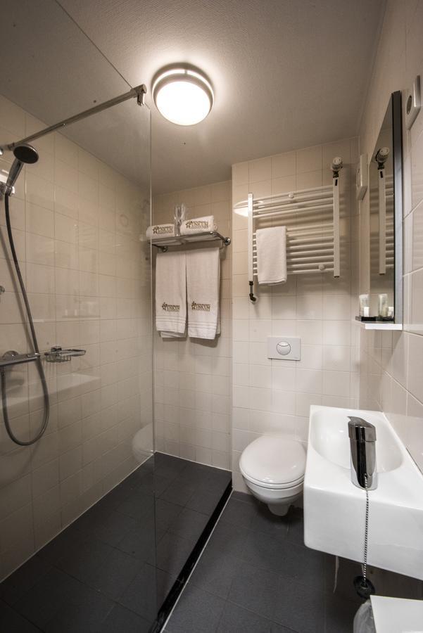 Hotel-Restaurant Unicum Elzenhagen Poeldijk Dış mekan fotoğraf