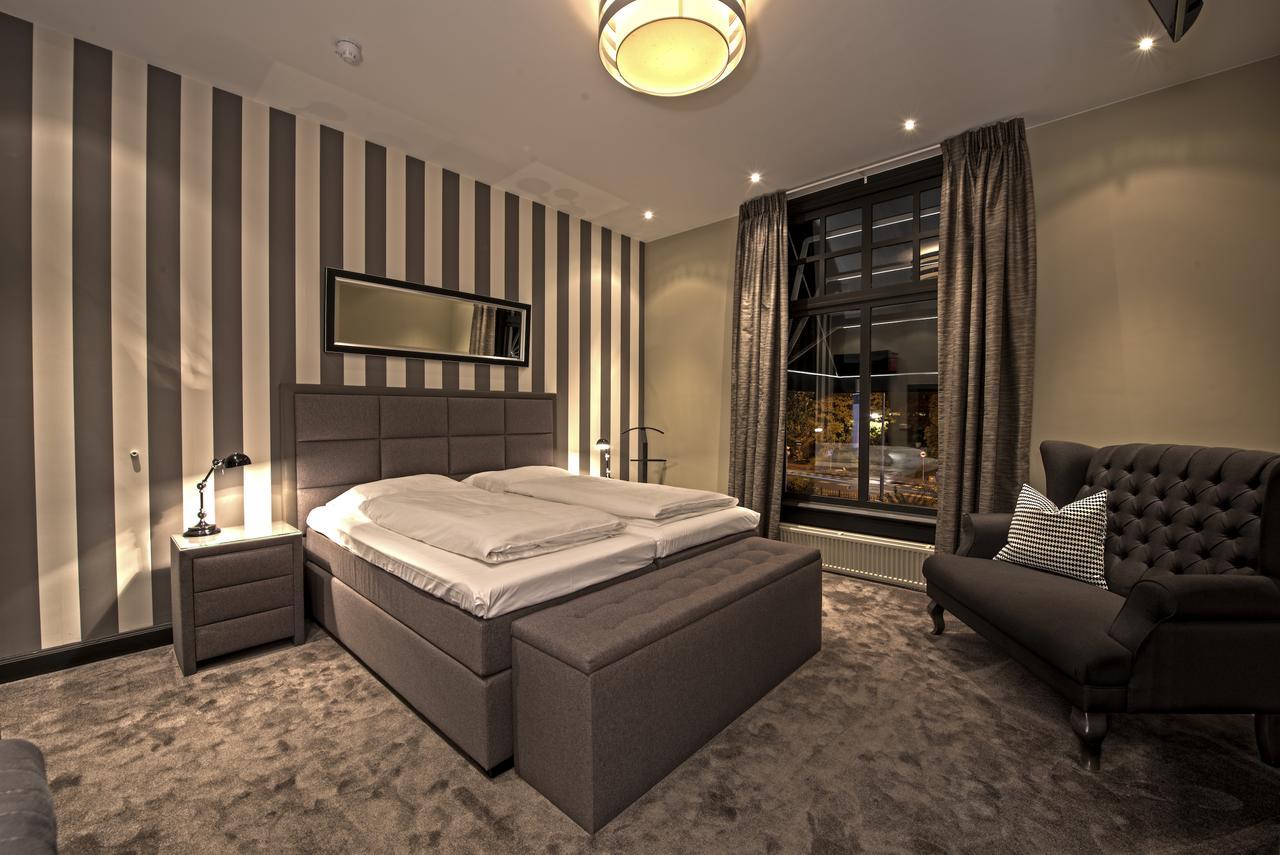 Hotel-Restaurant Unicum Elzenhagen Poeldijk Dış mekan fotoğraf
